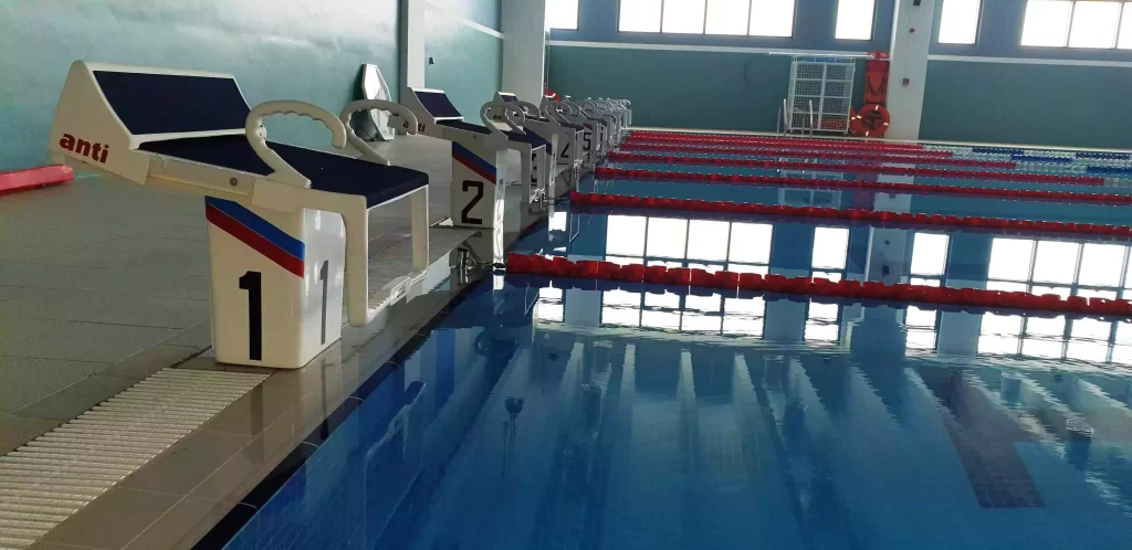 Swimming Pool Accessories for Competitive Swimmers: Dive into Faster Starts